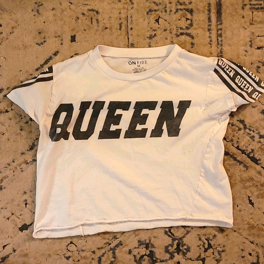 Cropped shirt